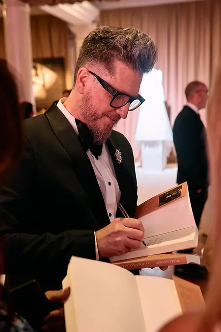 Firma de libros copia